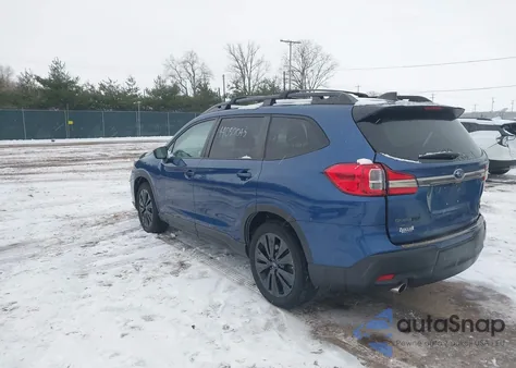 2022 Subaru Ascent Onyx Edition z USA, uszkodzony, nr VIN 4S4WMAGD4N3419161